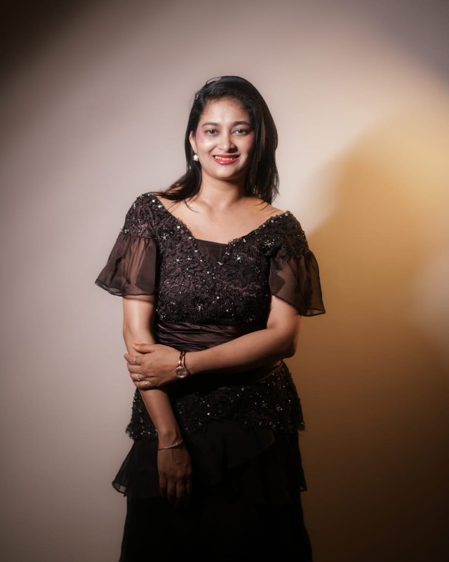 Ravina Surana — CEO, It's All About Marketing